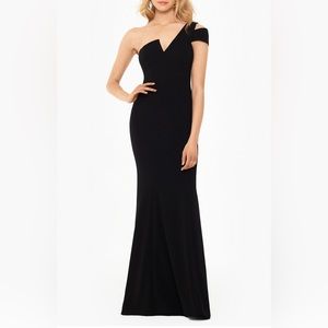 Betsy & Adam - One-Shoulder Scuba Crepe Gown - Size 2